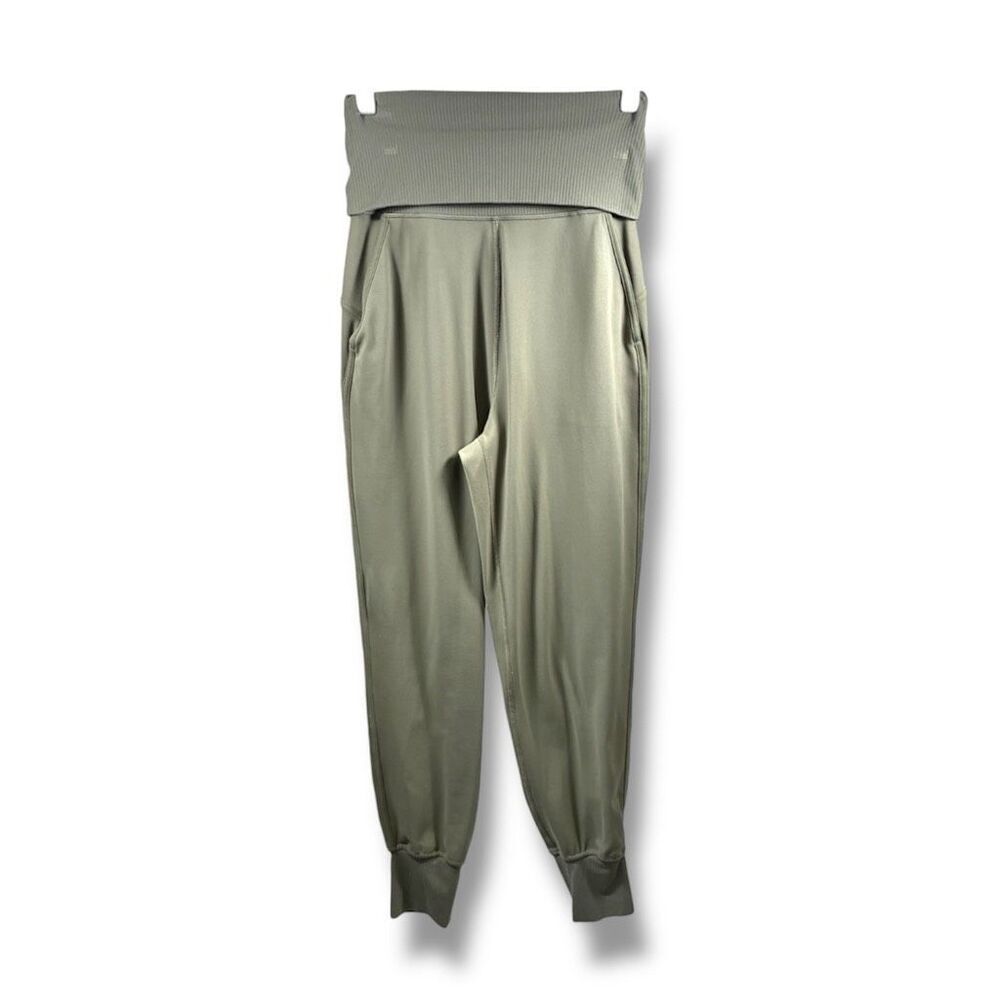 Lululemon Align Super High Rise Ribbes Waist Jogger in Carob Brown Size 2